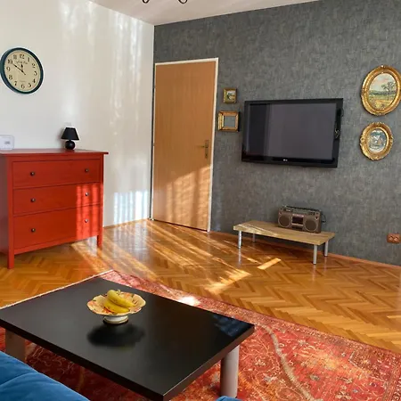 Retro Cozy Apartman